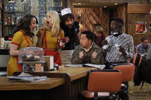 Watch 2 Broke Girls S01E22 Season 1 Episode 22